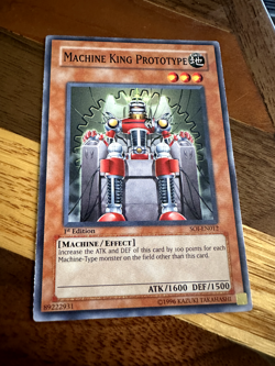 Machine King Prototype SOI-EN012 1st Edition Common LP + BONUS - Image 1