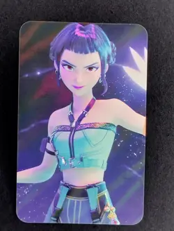 Zoey KPop Demon Hunters HUNTR/X Teal Outfit Action Pose Card Foil - Image 1
