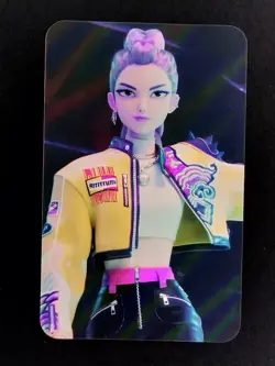 Rumi KPop Demon Hunters HUNTR/X Yellow Jacket Solo Portrait Card Foil - Image 1