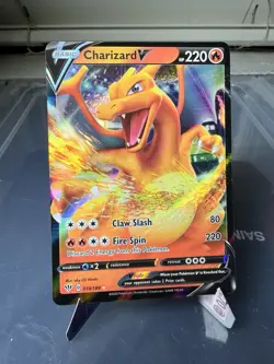 Pokemon TCG Charizard v Full Art Holo Card 019/189SWSH03: Darkness Ablaze - Image 1