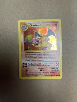 Charizard 4/102 Shadowless Base Set Holo Rare Pokemon Card - Image 1