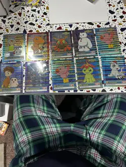 Dimon Vintage 1999 Cards Bulk Lot - 33 Holos & Hundreds Of Non Holos - Image 2