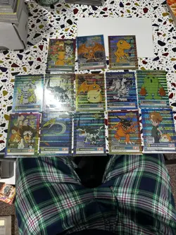 Dimon Vintage 1999 Cards Bulk Lot - 33 Holos & Hundreds Of Non Holos - Image 3