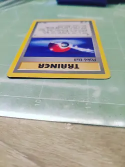 1999 Pokemon Jungle 1st Edition Poke Ball 64/64 - Image 4