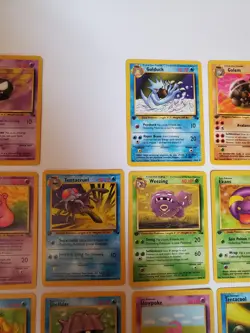 1st Edition Fossil Pokemon Lot Of 30 Cards (Most NM See Description) - Image 5