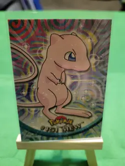 Topps 2000 Pokemon Mew #151 - Image 1