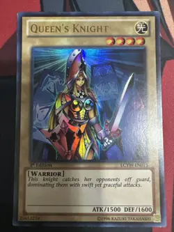 Queen’s Knight - LP - LCYW-EN015 - Ultra Rare - 1st Edition - Image 1