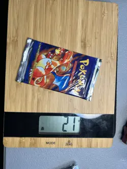 Pokemon 1st Edition Base Set Spanish Factory Sealed Booster Pack Charizard 21g - Image 2