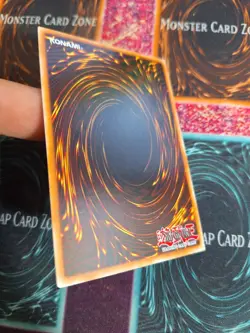 Yu-Gi-Oh! Folgo, Justice Fur Hire SOFU-EN047 Super Rare 1st Edition Near Mint - Image 4