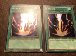 Yugioh - 2x Raigeki LOB-053 - Super Rare - LP/NM - Image 2