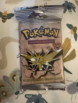 Wizards of the Coast Pokemon TCG 1999 Fossil Booster Pack - Sealed - 11 Cards 742818060714 - Image 1