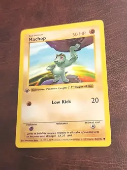 1999 Pokemon Base Set Machop 1st Edition Card 52/102 - Image 1