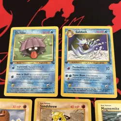 Pokemon Vintage 5 Card Lot: 1st Edition & Base Set Shadowless Played - Image 2