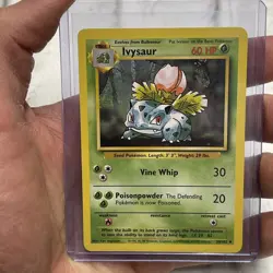 Ivysaur 30/102 Base Set Unlimited Uncommon 1999 WOTC Pokemon Card NM/MT Vintage - Image 1