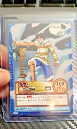 BANDAI One Piece Hyper Battle S110 MONKEY D LUFFY GOLD STAMPED SCARCE EARLY CARD - Image 1