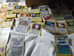 Pokemon Card Lot - HUGE Collection (1,000+ 1990s-2006 - Vintage WOTC Era, Holos - Image 3