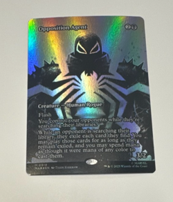 MTG MAGIC THE GATHERING Spider-Man OPPOSITION AGENT FOIL BORDERLESS ALT ART - Image 1