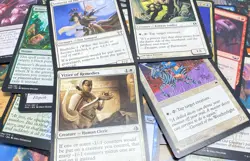 Unsorted Magic: The Gathering TCG and CCG Trading Cards (2000 Plus Cards) - Image 4