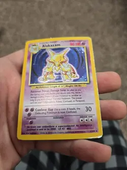 1999 Pokemon TCG Alakazam Base Set Holo Unlimited Rare Card 1/102 MP - Image 2
