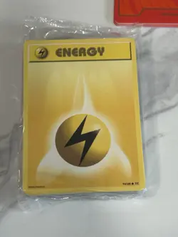 Pokemon XY Evolutions Charizard Empty ETB Elite Trainer No Packs! - Image 5