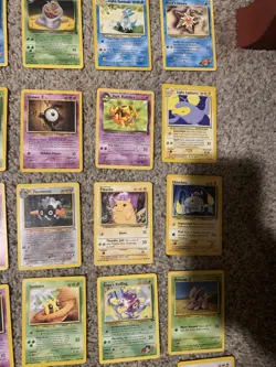 Pokemon TCG Lot of 141 Common/Uncommon - Lanturn Pinsir Hitmonchan Gyarados - Image 3