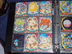 Pokemon VINTAGE Collection 110 TOPPS with some holo pokemon + more - Image 4