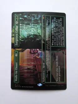 Walk-In Closet Forgotten Cellar (Borderless) Duskmourn, House of Horror Foil - Image 1