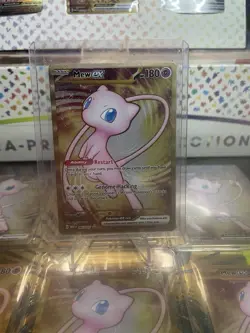 Pokemon TCG Scarlet & Violet 151 Gold Mew UPC Promo Metal Card 205/165 - Image 4