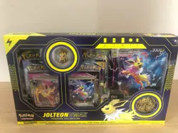Pokemon Eeveelution Vmax Premium Collection Set of 3 - Vaporeon Jolteon Flareon - Image 4