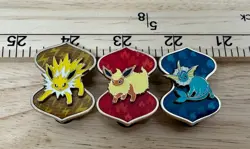 Pokemon Eeveelution VMAX Premium Collection Pin Set Flareon Vaporeon Jolteon - Image 1