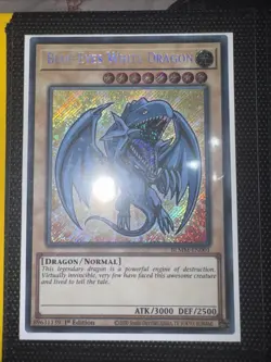 Blue-Eyes White Dragon BLMM-EN001 Battles of Legend: Monster Mayhem 1st Edition - Image 1