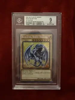 Blue-Eyes White Dragon BLMM-EN001 Battles of Legend: Monster Mayhem 1st Edition - Image 1