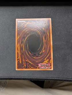 Blue-Eyes White Dragon BLMM-EN001 Battles of Legend: Monster Mayhem 1st Edition - Image 2