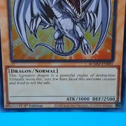 Blue-Eyes White Dragon BLMM-EN001 Battles of Legend: Monster Mayhem 1st Edition - Image 2