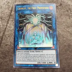 Crowley, the First Propheseer - DUPO-EN028 - Ultra Rare Unlimited Ed Yugioh - LP - Image 1