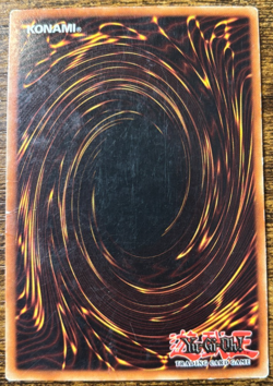 Yugioh!: Dark Magician - (SDY-006) - Foil / MP - Starter Deck Yugi - Ultra Rare! - Image 2