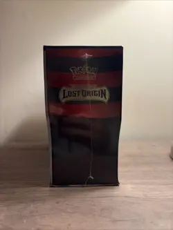 Pokemon TCG Sword & Shield Lost Origin Pokemon Center Elite Trainer Box Sealed - Image 3