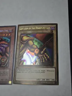 Exodia the Forbidden One YUGIOH MC1-EN001 LP + LEFT and RIGHT ARMS PGL2 NM - Image 4