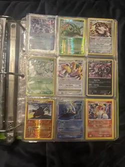 Random Pokemon Card Lot Of 40 Cards Holos, Reverse Holo, Commons And Uncommons. - Image 3