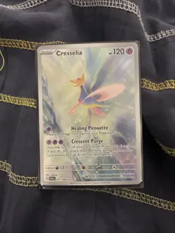 Pokemon TCG Cresselia Card 071/064 Illustration Rare, Sv: Shrouded Fable - Image 1