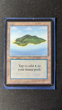 Island Beta MTG Magic The Gathering. Moderately Played - Image 1