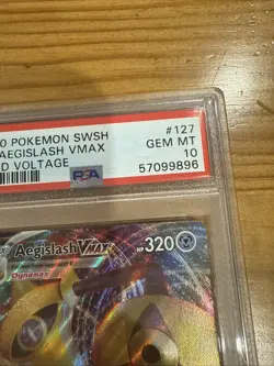 Pokemon TCG 2020 SWSH Vivid Voltage FA/Aegislash Vmax Full Art #127 PSA 10 GM MT - Image 5