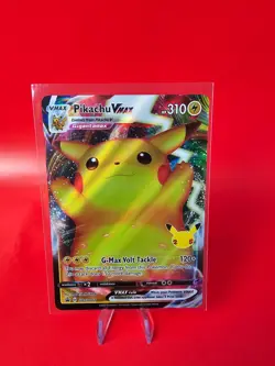 Pokemon Pikachu TCG VMAX SWSH062 Celebrations Full Art Black Star Promo NM/M - Image 1