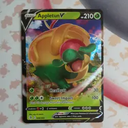 Appletun V NM 026/264 Swsh08: Fusion Strike Holo 2021 Pokemon Card - Image 1