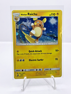 Alolan Raichu SM65 Sm Holo DMG - Image 1