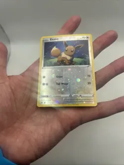 130/185 Eevee Cosmos Holo Promo Pokemon TCG Vivid Voltage Reverse Holo Card - Image 4