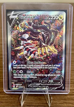 Pokemon TCG Giratina V 186/196 2022 Lost Origin Alt Full Art NM/Mint Condition - Image 1