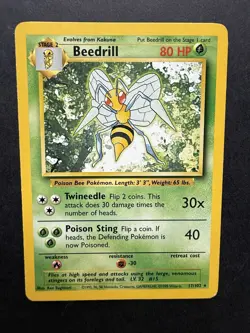 Pokemon Cards: Beedrill 17/102: Base Set Non Holo Rare: LP - Image 1