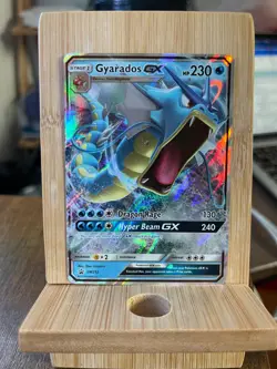 Pokemon TCG Gyarados GX SM212 Hidden Fates Sun & Moon Black Star Promo NM+ - Image 1