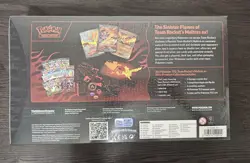 Pokemon TCG: Team Rocket's Moltres ex Ultra-Premium Collection - Image 4